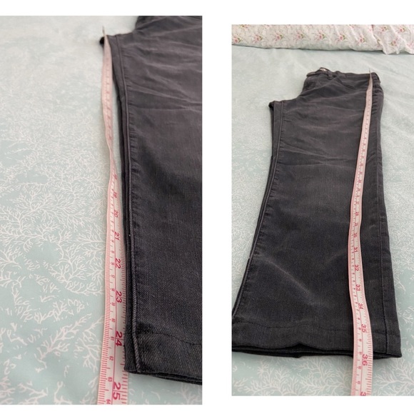 Madewell 9" Mid-Rise Roadtripper Jeans - Picture 6 of 9